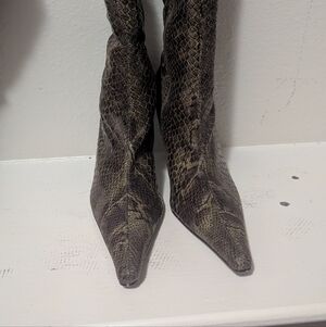 Reptile Habitat Decor - Realistic Brown Snake Skin Pattern